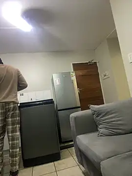 Snapshot of jaytee198610 chatting on February 23, 5:54 pm jaytee198610 online show from February 23, 5:54 pm