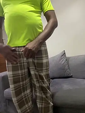 Snapshot of jaytee198610 chatting on February 24, 8:07 pm jaytee198610 online show from February 24, 8:07 pm