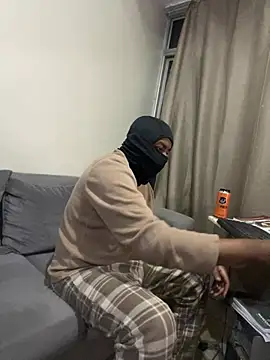 jaytee198610 online show from April 15, 4:36 pm