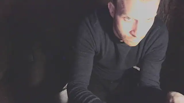 Snapshot of GoodSeksLove chatting on March 5, 8:10 pm GoodSeksLove online show from March 5, 8:10 pm