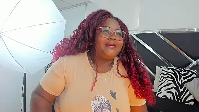 BritannyJhonsons online show from October 1, 8:37 pm