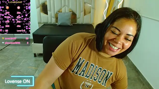 martinna tay online show from January 25, 3:40 am