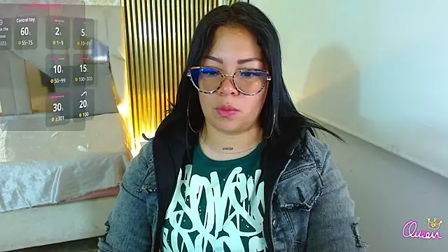 martinna tay online show from April 19, 3:17 am