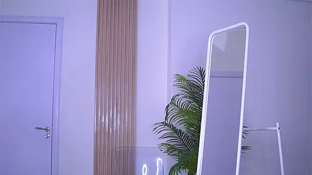 LovingBlondie online show from February 7, 4:37 am