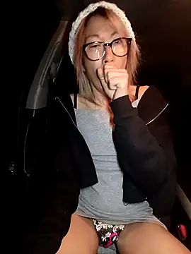 Timide girl2 online show from December 17, 5:13 am