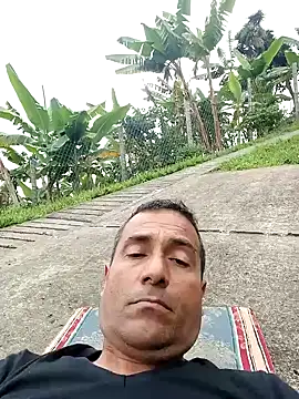 Snapshot of Janle_19c chatting on December 1, 8:53 pm Janle 19c online show from December 1, 8:53 pm