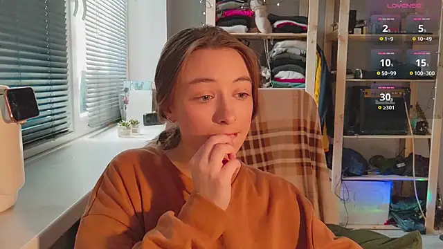 monlight  dana online show from February 9, 11:47 am