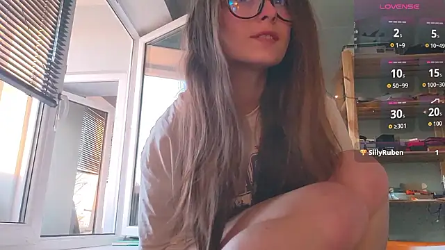 monlight  dana online show from March 21, 4:21 pm