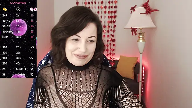 Emily Midlton online show from March 4, 5:24 pm