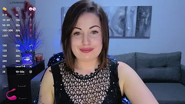 Emily Midlton online show from October 10, 1:32 pm