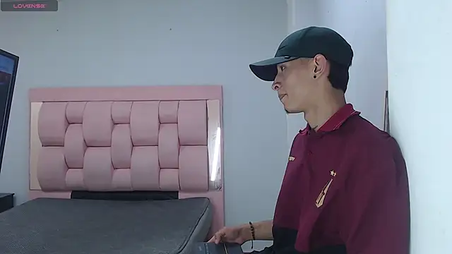 Snapshot of Smith_maicol chatting on November 8, 9:46 pm Smith maicol online show from November 8, 9:46 pm