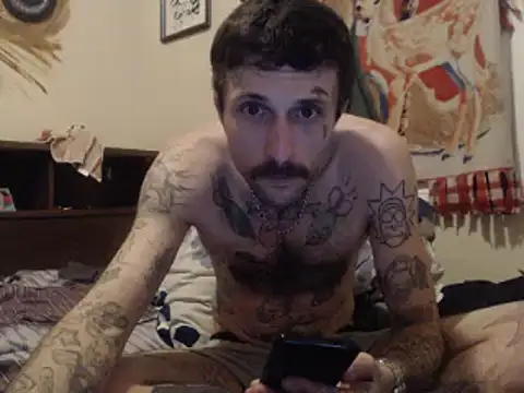 hungandtatted666 online show from January 7, 9:46 pm