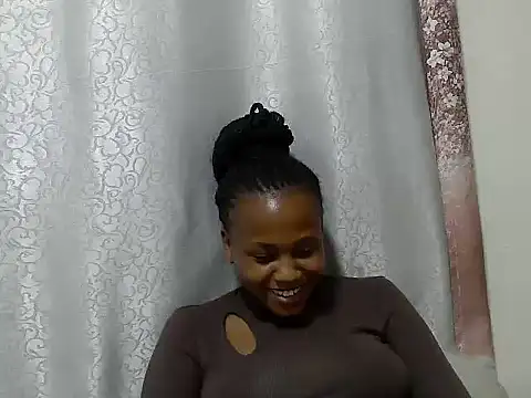 Snapshot of tinabestdoll chatting on October 2, 10:39 pm tinabestdoll online show from October 2, 10:39 pm