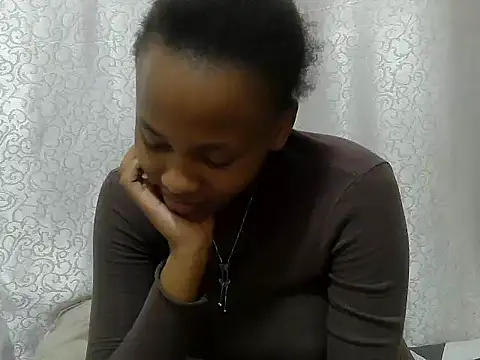 Snapshot of tinabestdoll chatting on November 8, 1:00 pm tinabestdoll online show from November 8, 1:00 pm