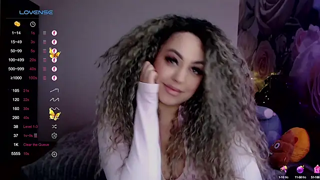  Just a queen 3 online show from February 24, 6:15 pm