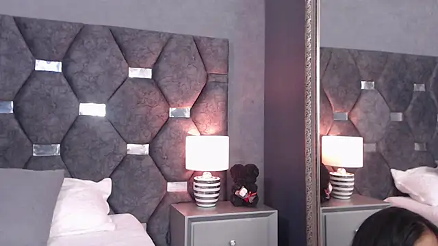 Snapshot of ScarletLenox chatting on June 1, 11:34 am ScarletLenox online show from June 1, 11:34 am