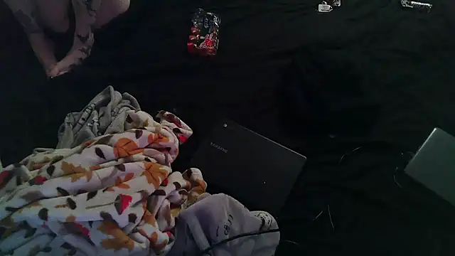 Snapshot of LongDongDaddy302 chatting on November 15, 3:04 am LongDongDaddy302 online show from November 15, 3:04 am