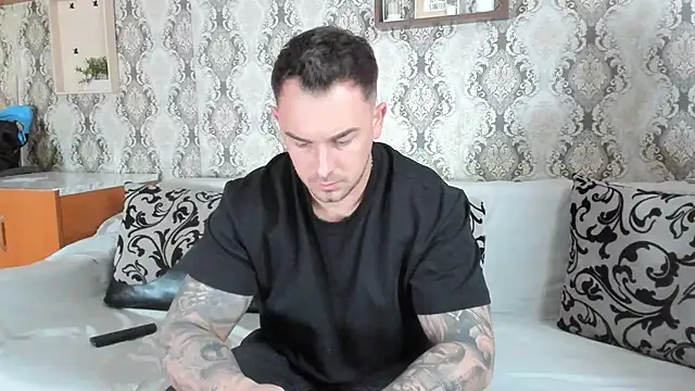 Jonmusclemaster online show from February 19, 12:33 pm