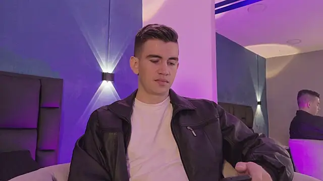 MikaelSlow online show from March 7, 4:31 am