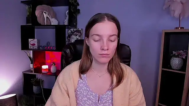 kenzie x online show from December 13, 1:55 pm