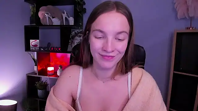 kenzie x online show from December 19, 10:34 am