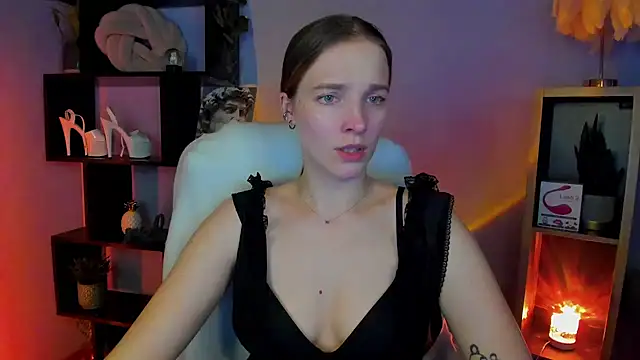 kenzie x online show from January 20, 11:24 am