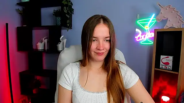 kenzie x online show from November 4, 7:40 am