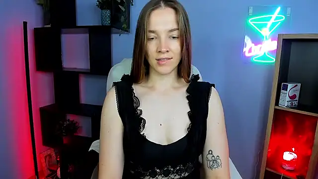 kenzie x online show from November 27, 7:32 am