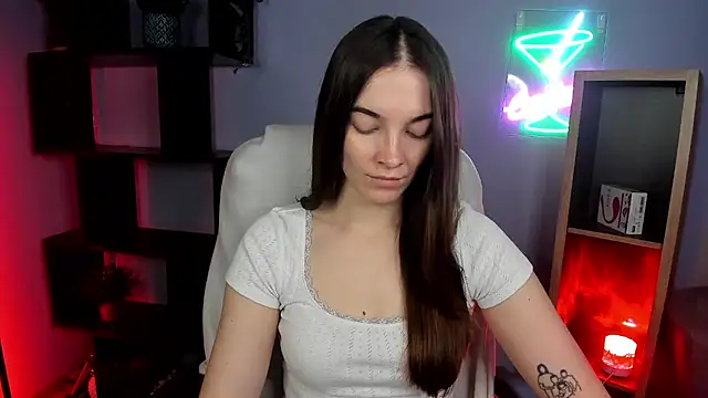 kenzie x online show from December 22, 7:49 am