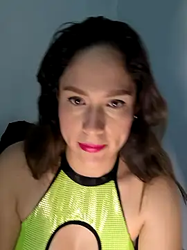 Snapshot of office_fantasy chatting on March 3, 2:23 pm office fantasy online show from March 3, 2:23 pm