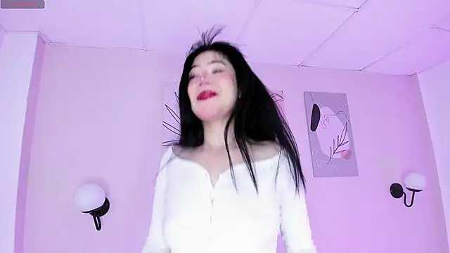 GENNESIS LOVE online show from December 11, 2:41 am