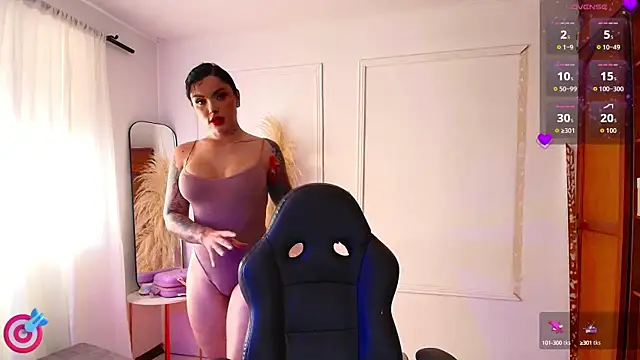 Snapshot of Ela_Doll_ chatting on October 7, 12:46 pm Ela Doll online show from October 7, 12:46 pm