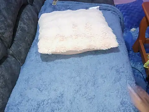 petitev online show from October 20, 4:24 am