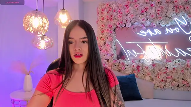 Snapshot of DonnaStonne chatting on October 19, 10:43 pm DonnaStonne online show from October 19, 10:43 pm