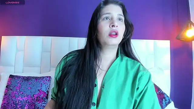 brithanyadams23 online show from February 6, 2:33 am