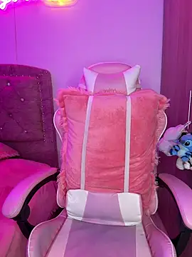 YovngBaby online show from April 17, 4:37 am