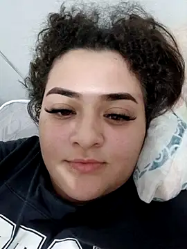 Snapshot of Liancy chatting on February 14, 3:33 am Liancy online show from February 14, 3:33 am