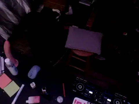 Snapshot of tongueispowerr6d9 chatting on January 9, 10:41 am tongueispowerr6d9 online show from January 9, 10:41 am