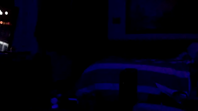 Snapshot of tongueispowerr6d9 chatting on February 24, 10:48 am tongueispowerr6d9 online show from February 24, 10:48 am