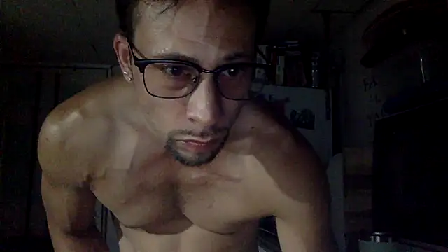 Snapshot of tongueispowerr6d9 chatting on October 11, 9:08 am tongueispowerr6d9 online show from October 11, 9:08 am