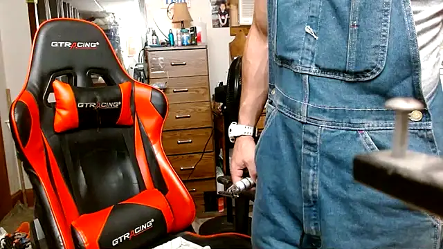 tongueispowerr6d9 online show from July 5, 7:37 am