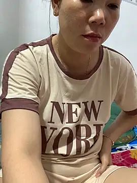 Snapshot of Baby-bigtits chatting on September 22, 2:08 pm Baby-bigtits online show from September 22, 2:08 pm