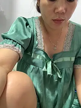 Snapshot of Baby-bigtits chatting on October 23, 11:46 pm Baby-bigtits online show from October 23, 11:46 pm