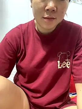 Snapshot of Baby-bigtits chatting on November 1, 10:45 pm Baby-bigtits online show from November 1, 10:45 pm