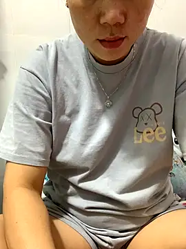 Snapshot of Baby-bigtits chatting on November 19, 11:38 pm Baby-bigtits online show from November 19, 11:38 pm