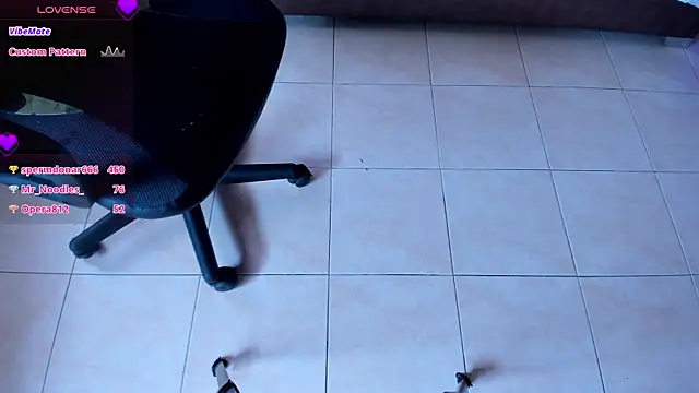 IsabellaaJoness online show from March 15, 11:40 am