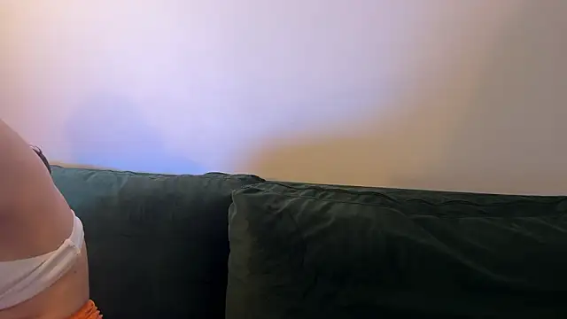 Redfloweer1 online show from March 20, 12:32 pm