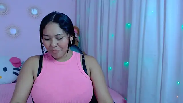 Snapshot of ariel_milk chatting on February 20, 7:19 pm ariel milk online show from February 20, 7:19 pm