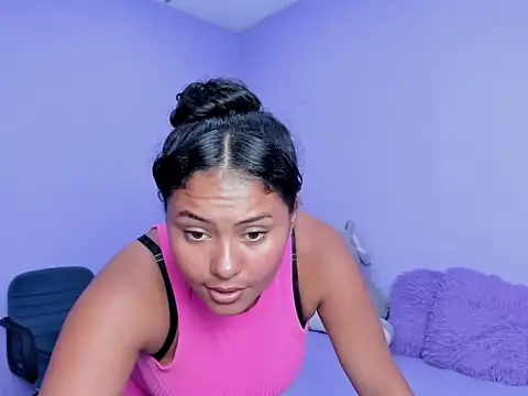 Snapshot of ariel_milk chatting on March 12, 12:53 am ariel milk online show from March 12, 12:53 am