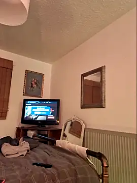 bibananaman online show from February 4, 8:25 pm